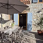 Casa Dery