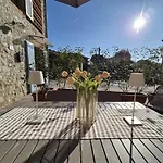 Casa Dery