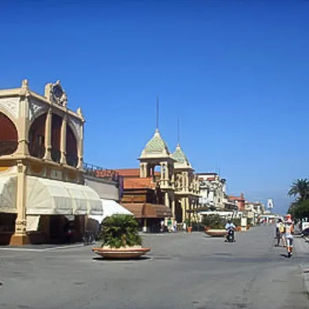 Casa Dery Massaciuccoli